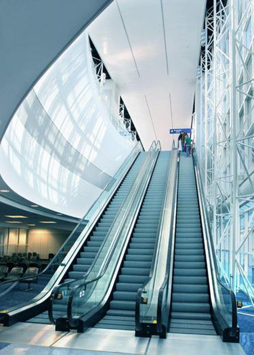 ft-02自动扶梯装潢